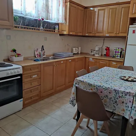 Cozy Near Corfu Town And Airport